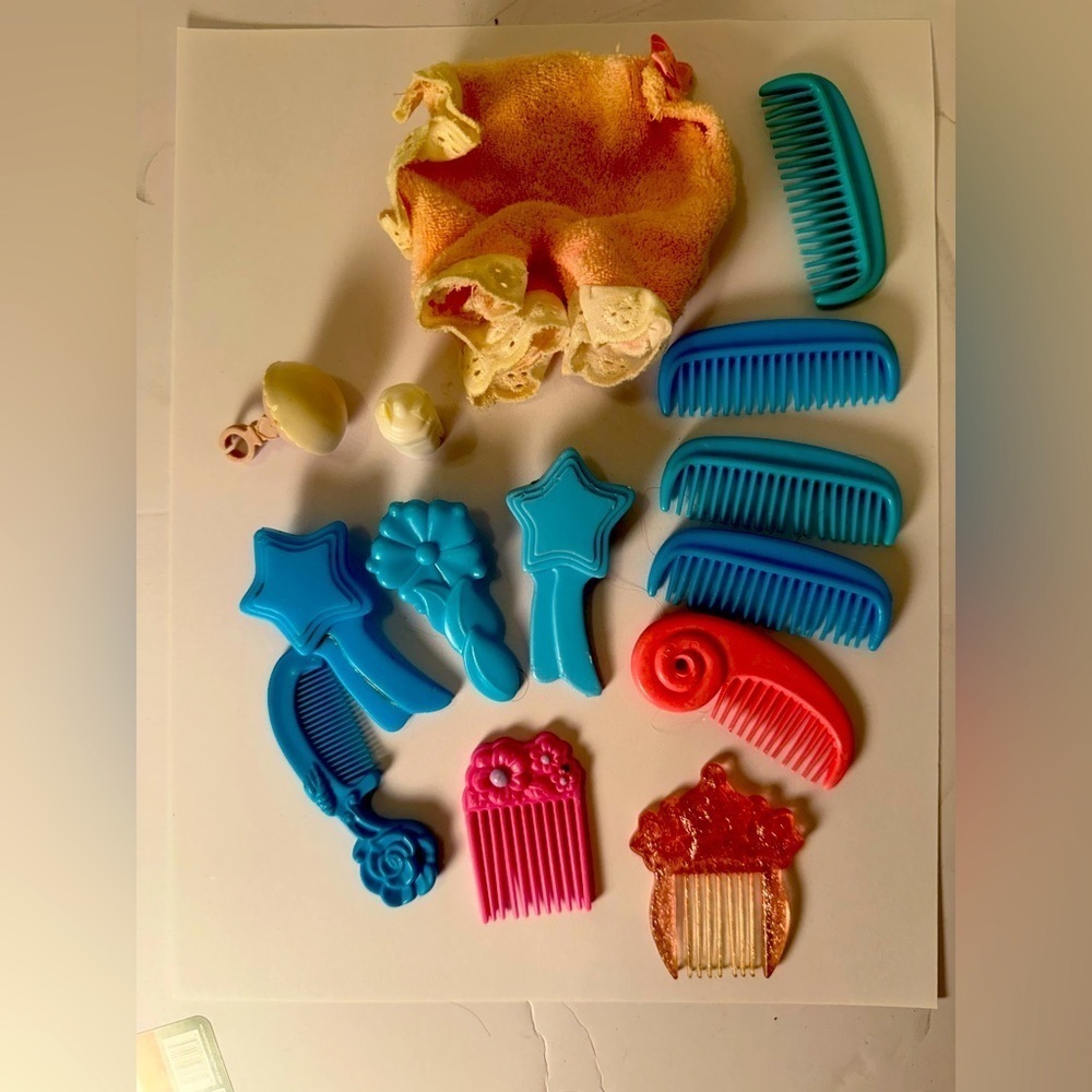 LOT OF 15 VINTAGE HASBRO G1 1980s MY LITTLE PONY HAIR BRUSH COMBS Jumper Rattle